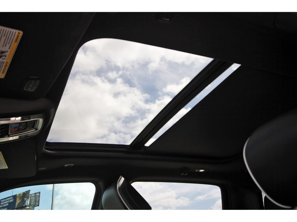 2025 RAM 1500 Laramie POWER BOARDS - PANO ROOF - 33 GALLON TANK