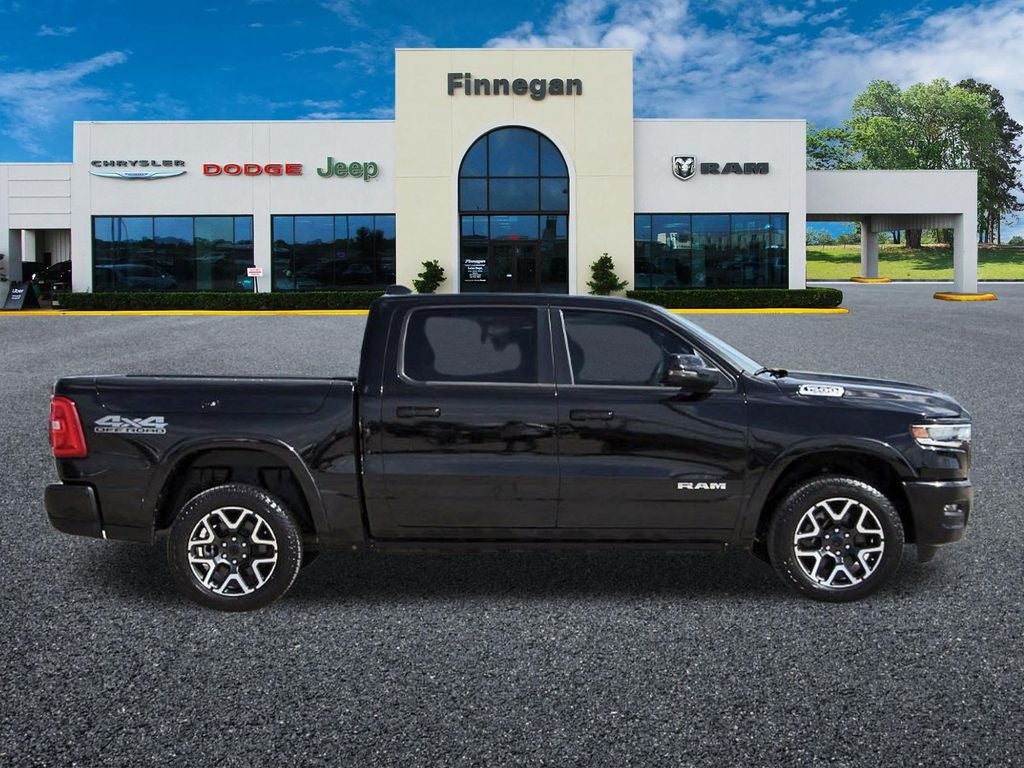 2025 RAM 1500 Laramie POWER BOARDS - PANO ROOF - 33 GALLON TANK