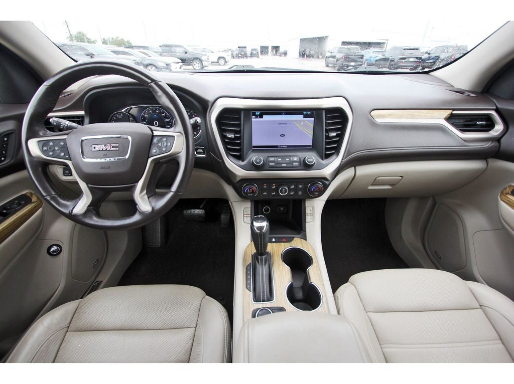 2019 GMC Acadia Denali DUAL MOONROOF - 2ND ROW CAPTIANS CHAIRS