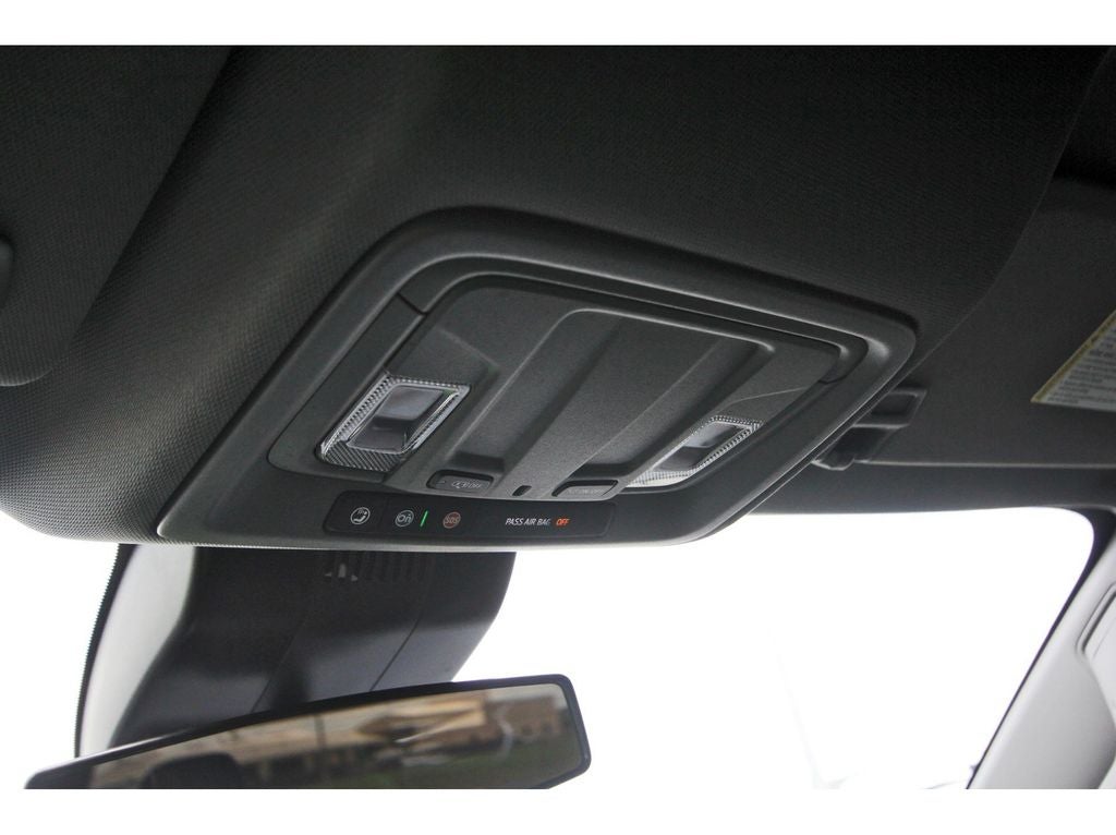 2024 GMC Sierra 1500 Elevation BLACKOUT PACKAGE - BLACK RIMS