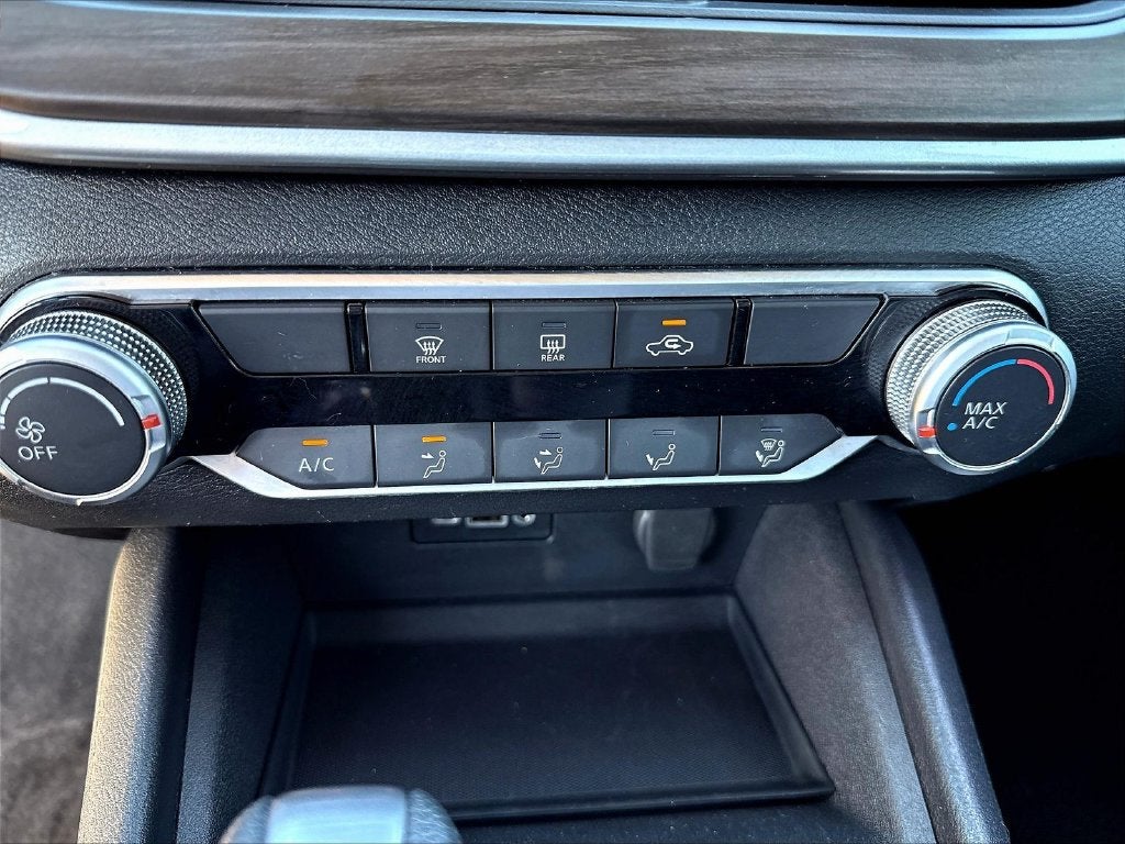 2025 Nissan Altima 2.5 SV Apple Car Play - Android Auto