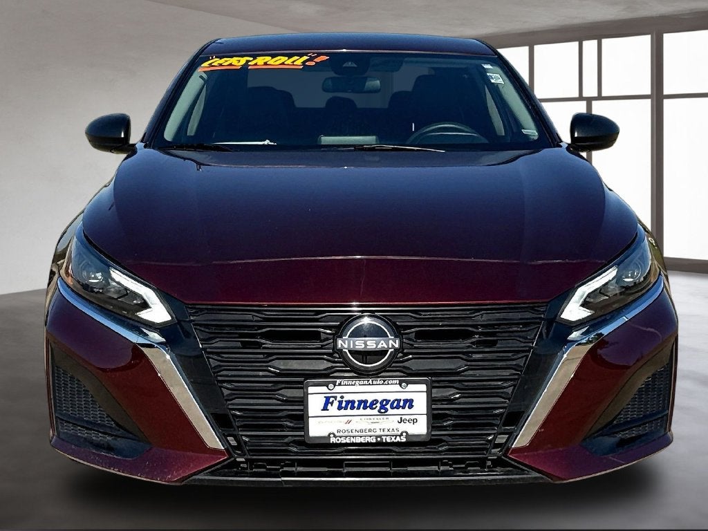 2025 Nissan Altima 2.5 SV Apple Car Play - Android Auto