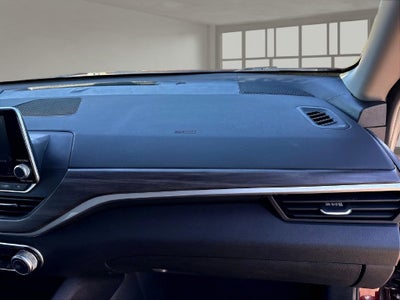 2025 Nissan Altima 2.5 SV Apple Car Play - Android Auto
