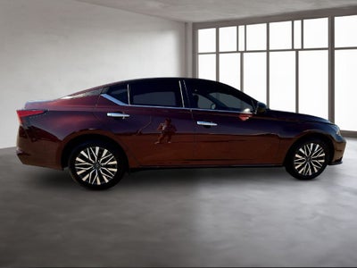 2025 Nissan Altima 2.5 SV Apple Car Play - Android Auto