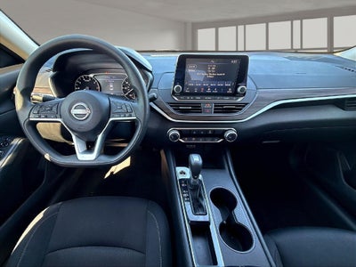 2025 Nissan Altima 2.5 SV Apple Car Play - Android Auto