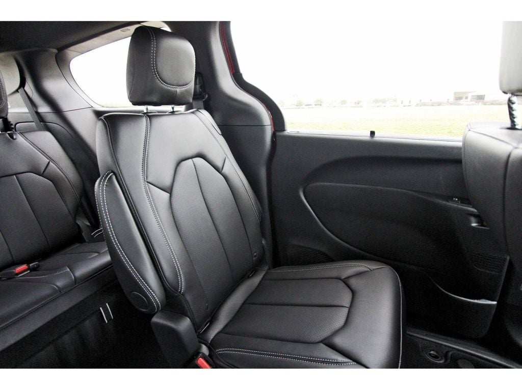 2025 Chrysler Pacifica PACIFICA SELECT
