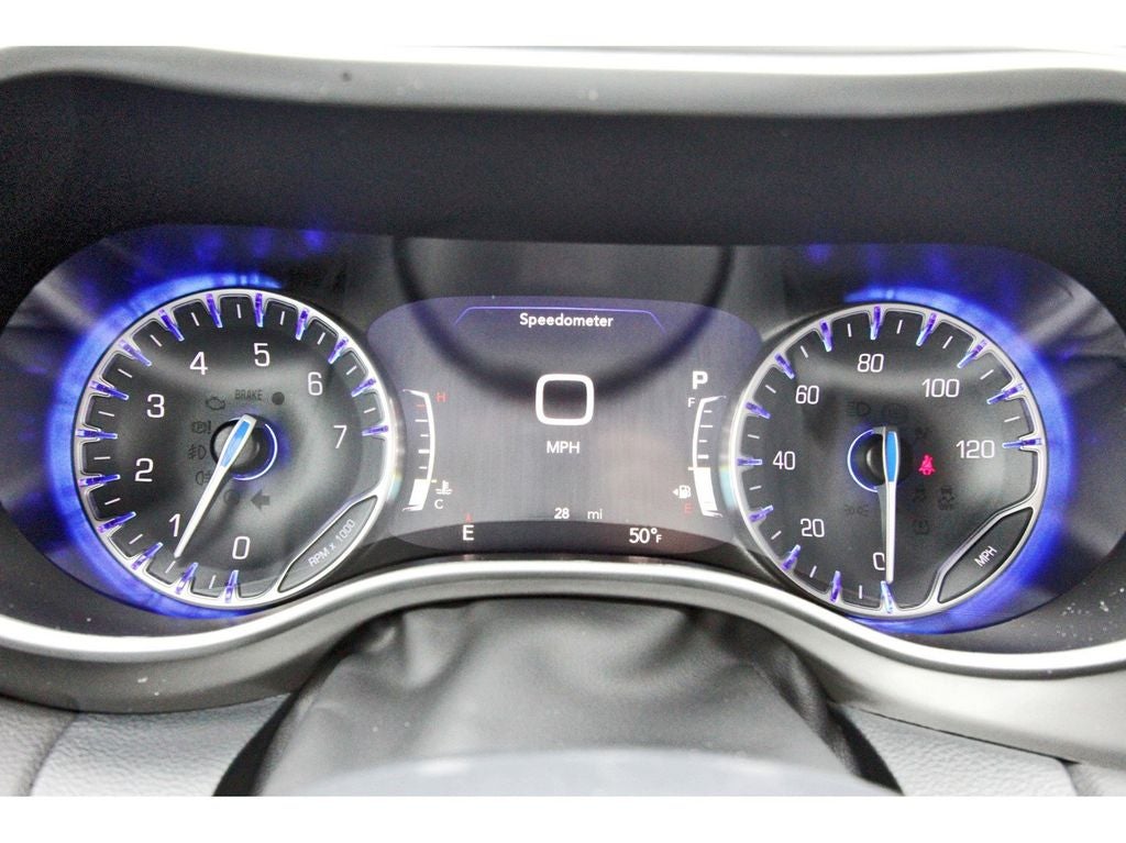 2025 Chrysler Voyager VOYAGER LX