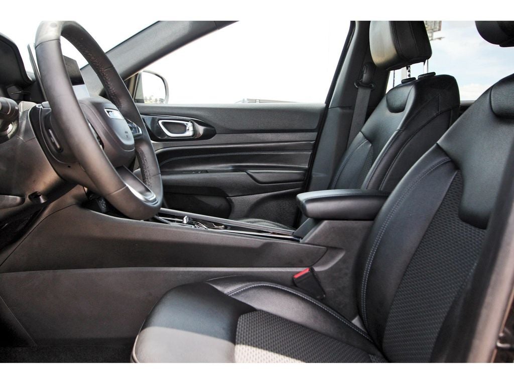2025 Jeep Compass Latitude ALTITUDE EDITION