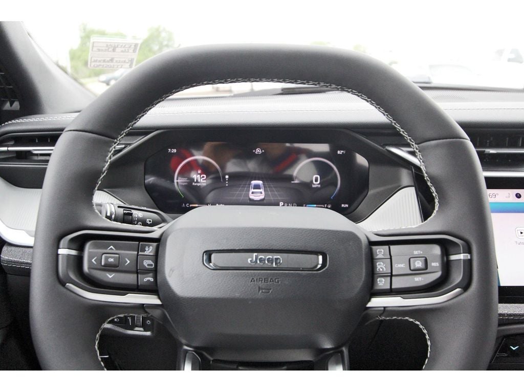 2026 Jeep Cherokee CHEROKEE LAREDO 4X4