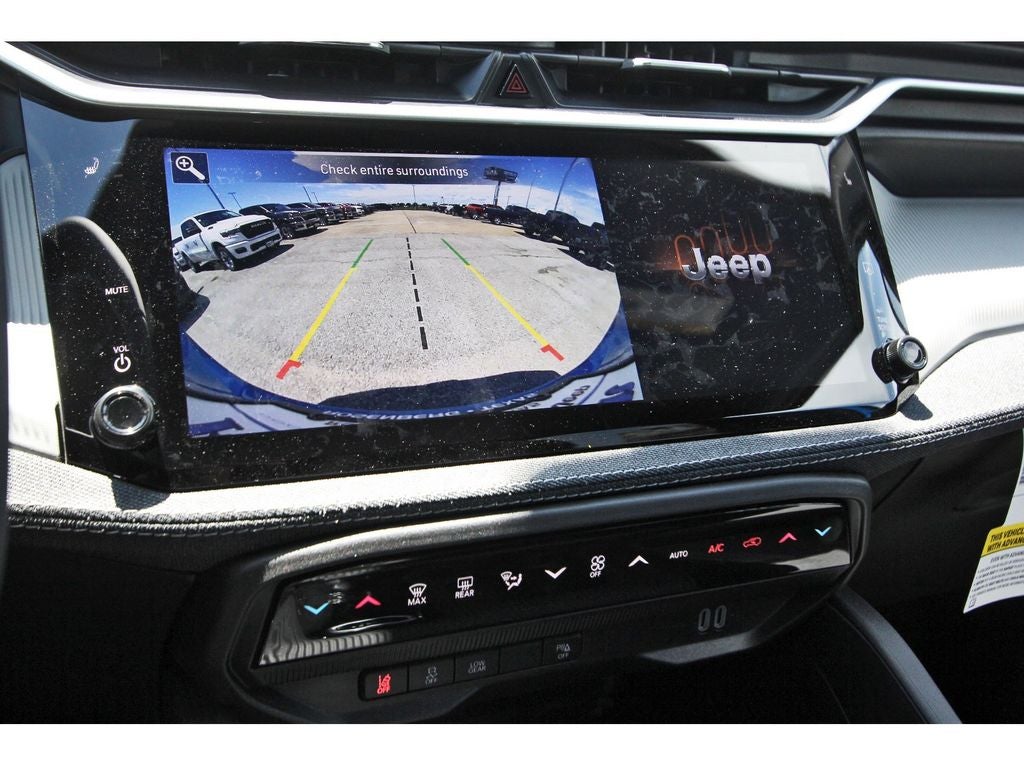 2026 Jeep Cherokee CHEROKEE LAREDO 4X4