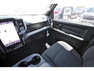 2026 RAM Ram 2500 RAM 2500 BLACK EXPRESS CREW CAB 4X4 6'4' BOX