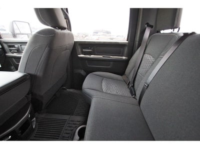 2026 RAM Ram 2500 RAM 2500 BLACK EXPRESS CREW CAB 4X4 6'4' BOX