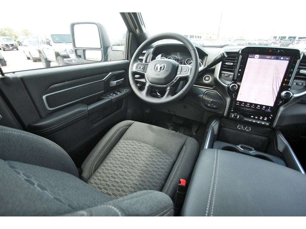 2026 RAM 3500 RAM 3500 LONE STAR CREW CAB 4X4 8' BOX