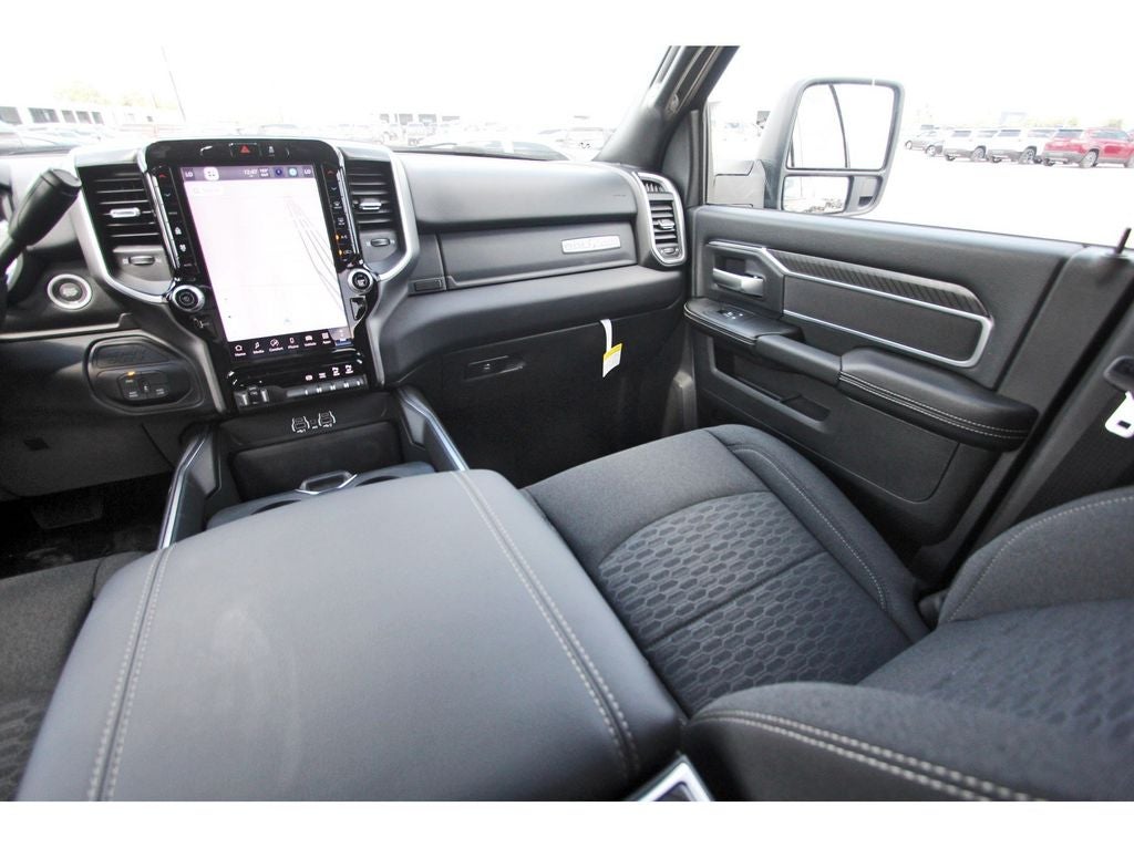 2026 RAM 3500 RAM 3500 LONE STAR CREW CAB 4X4 8' BOX