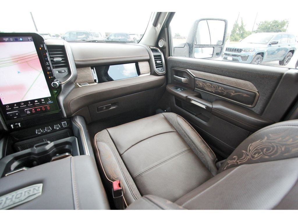 2026 RAM 3500 Limited DUALLY - SUNROOF - 360 CAMERA