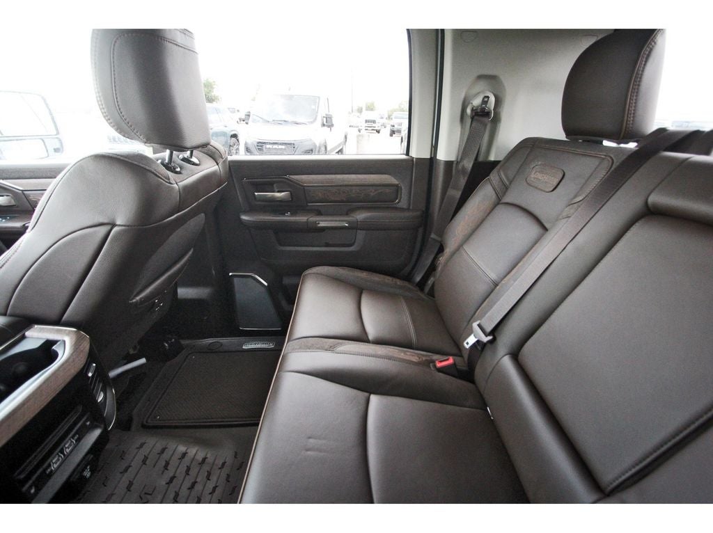 2026 RAM 3500 Limited DUALLY - SUNROOF - 360 CAMERA