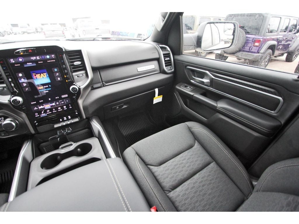 2026 RAM Ram 1500 RAM 1500 LONE STAR CREW CAB 4X2 5'7' BOX