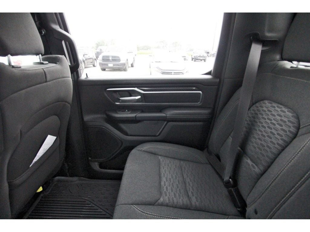 2026 RAM Ram 1500 RAM 1500 LONE STAR CREW CAB 4X2 5'7' BOX