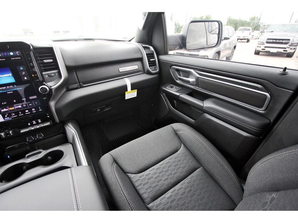 2026 RAM Ram 1500 RAM 1500 LONE STAR CREW CAB 4X2 5'7' BOX