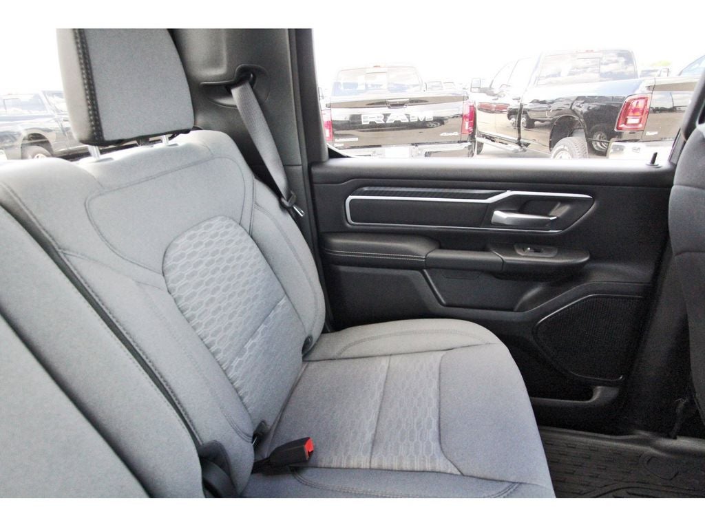 2026 RAM Ram 1500 RAM 1500 LONE STAR CREW CAB 4X2 5'7' BOX