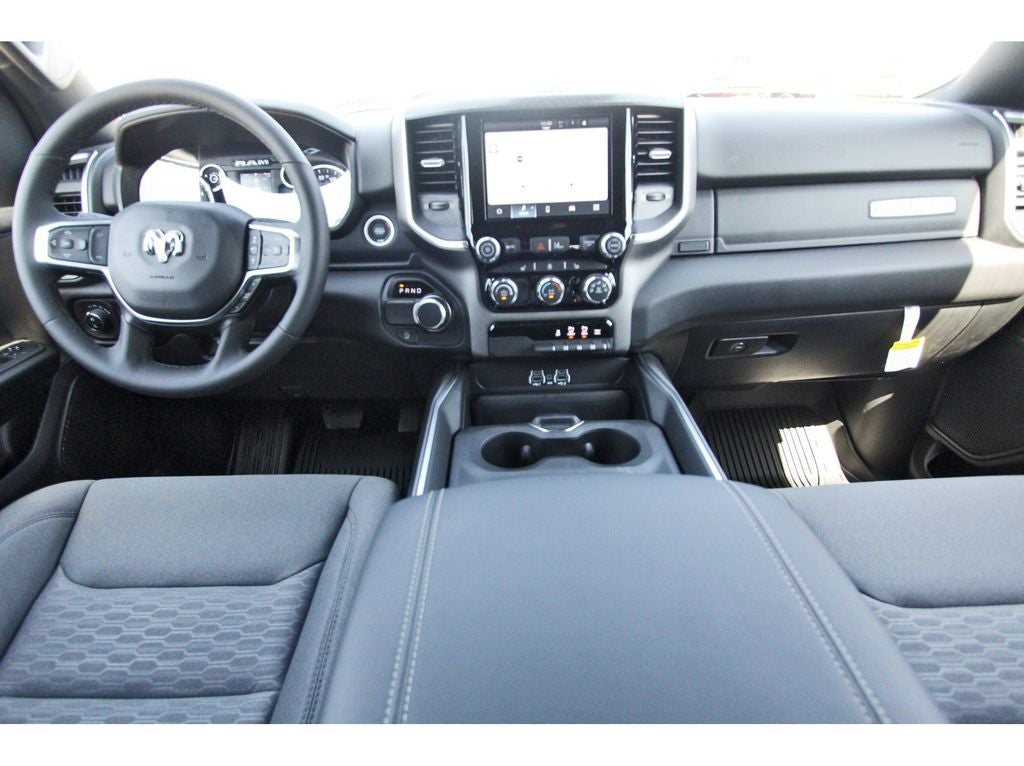 2026 RAM Ram 1500 RAM 1500 LONE STAR CREW CAB 4X2 5'7' BOX