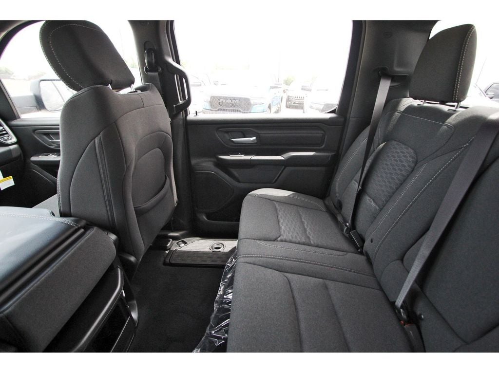 2026 RAM Ram 1500 RAM 1500 EXPRESS CREW CAB 4X2 5'7' BOX