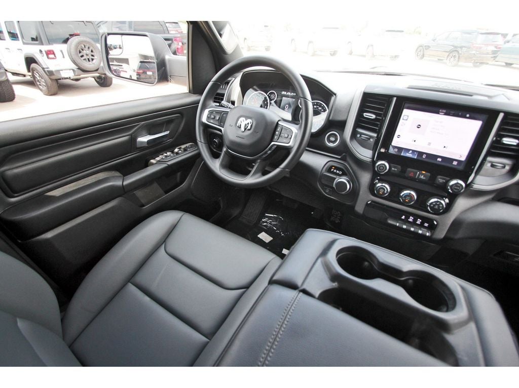 2026 RAM Ram 1500 RAM 1500 TRADESMAN CREW CAB 4X2 5'7' BOX