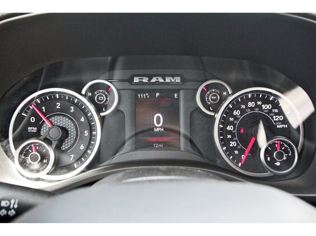 2026 RAM Ram 1500 RAM 1500 TRADESMAN CREW CAB 4X2 5'7' BOX