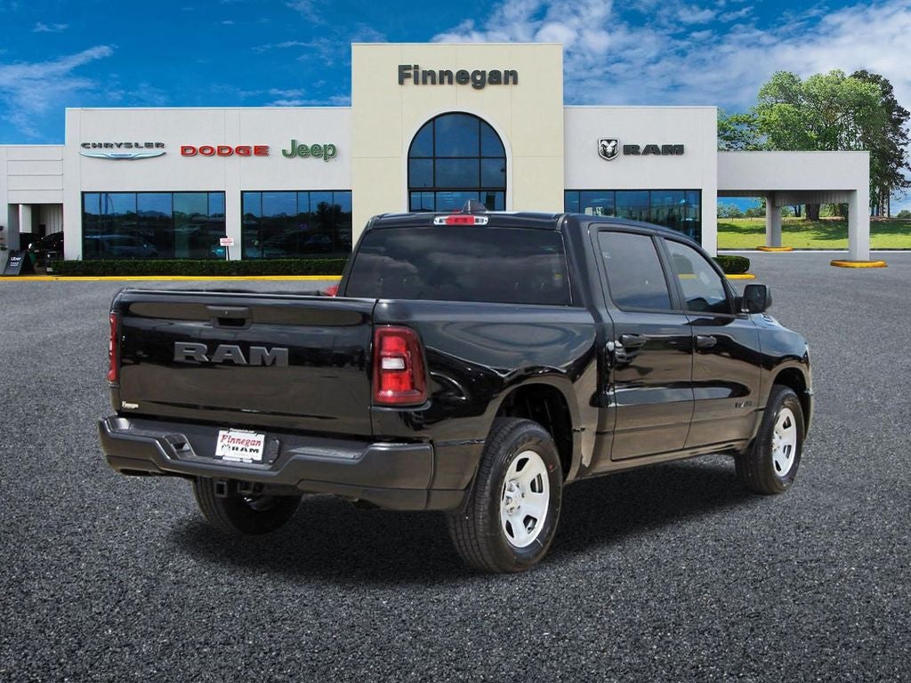 2026 RAM Ram 1500 RAM 1500 TRADESMAN CREW CAB 4X2 5'7' BOX