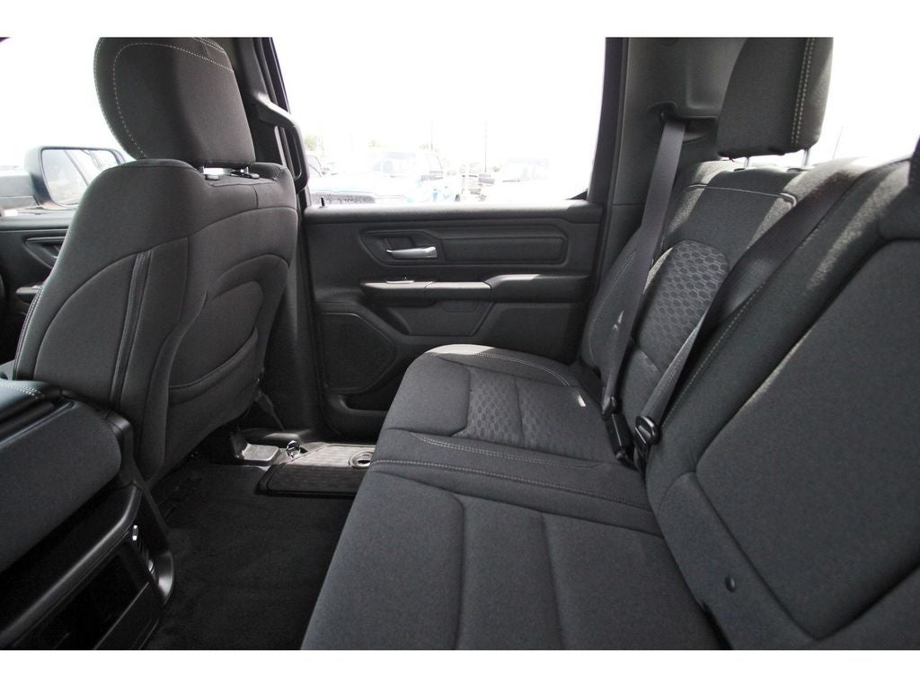2026 RAM Ram 1500 RAM 1500 EXPRESS CREW CAB 4X2 5'7' BOX