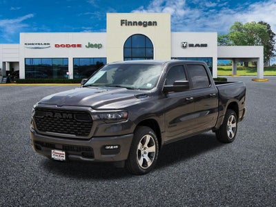 2026 RAM Ram 1500 RAM 1500 EXPRESS CREW CAB 4X2 5'7' BOX