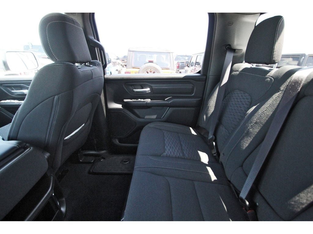 2026 RAM Ram 1500 RAM 1500 EXPRESS CREW CAB 4X2 5'7' BOX