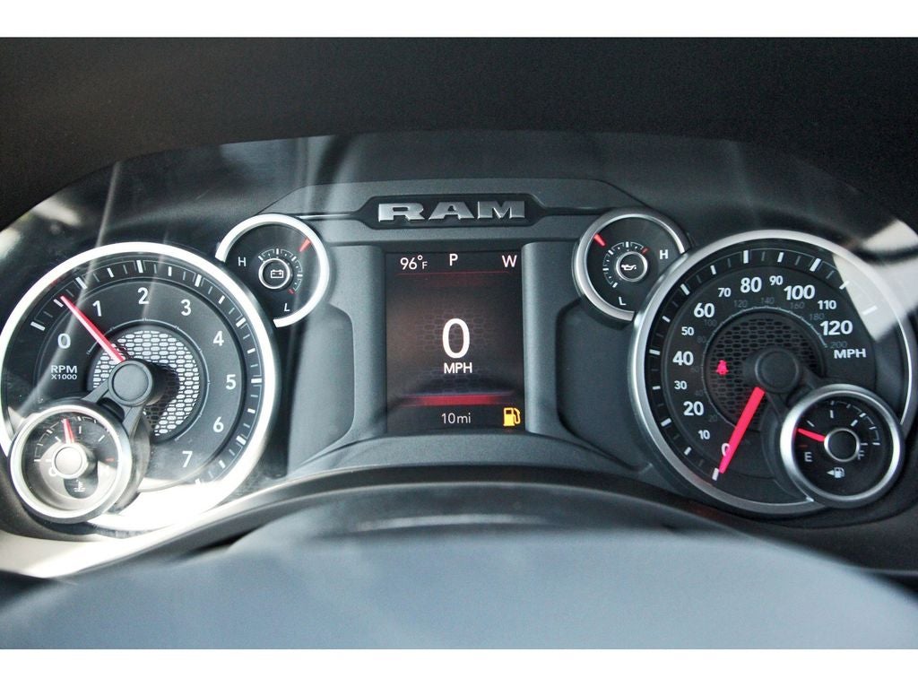 2026 RAM Ram 1500 RAM 1500 EXPRESS CREW CAB 4X2 5'7' BOX