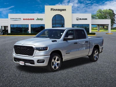 2026 RAM Ram 1500 RAM 1500 EXPRESS CREW CAB 4X2 5'7' BOX