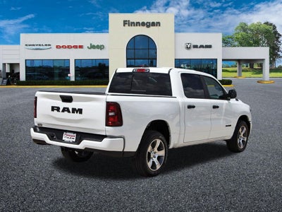 2026 RAM Ram 1500 RAM 1500 EXPRESS CREW CAB 4X2 5'7' BOX