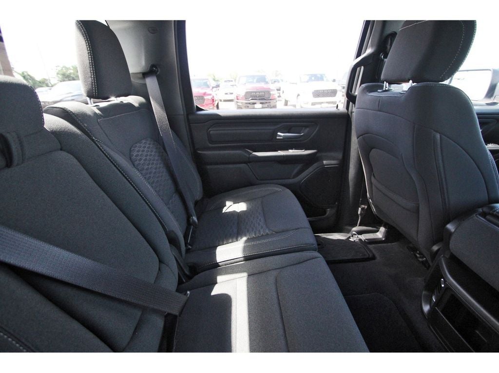 2026 RAM Ram 1500 RAM 1500 EXPRESS CREW CAB 4X2 5'7' BOX