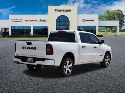 2026 RAM Ram 1500 RAM 1500 EXPRESS CREW CAB 4X2 5'7' BOX