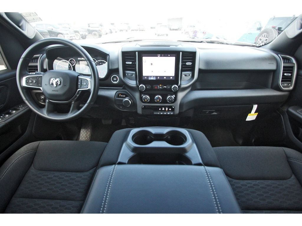 2026 RAM Ram 1500 RAM 1500 EXPRESS CREW CAB 4X2 5'7' BOX