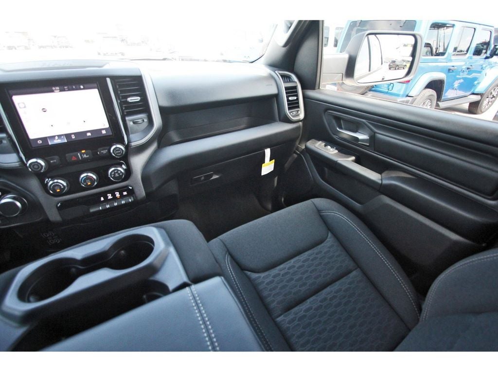 2026 RAM Ram 1500 RAM 1500 EXPRESS CREW CAB 4X2 5'7' BOX