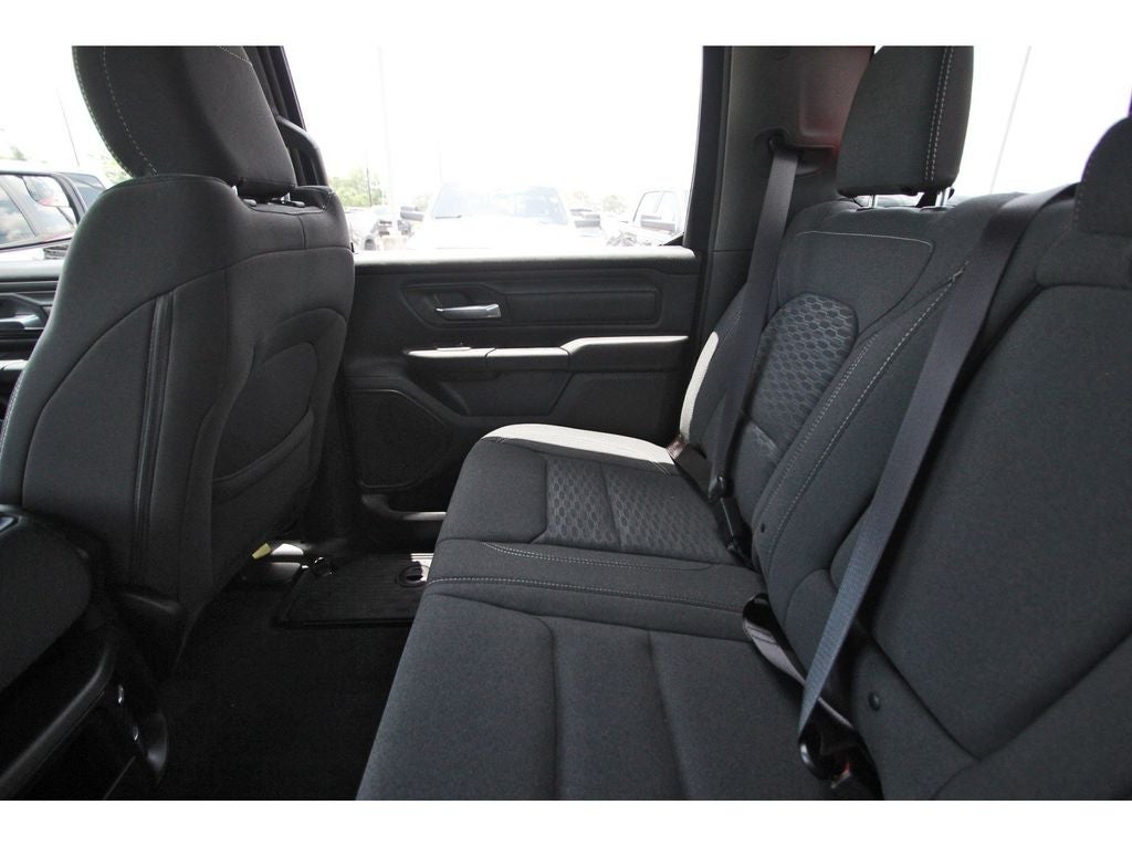2026 RAM Ram 1500 RAM 1500 EXPRESS CREW CAB 4X2 5'7' BOX