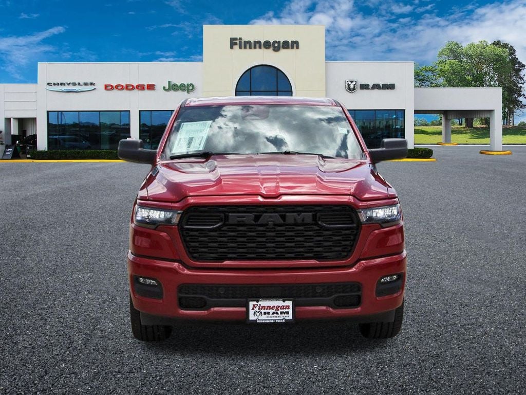 2026 RAM Ram 1500 RAM 1500 EXPRESS CREW CAB 4X2 5'7' BOX