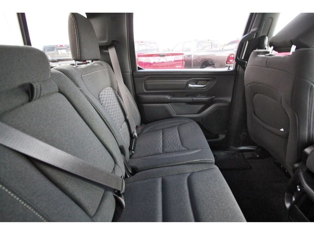 2026 RAM Ram 1500 RAM 1500 EXPRESS CREW CAB 4X2 5'7' BOX
