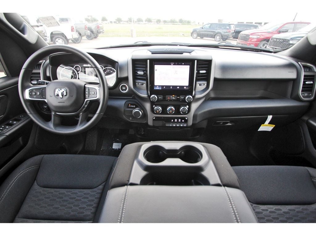 2026 RAM Ram 1500 RAM 1500 EXPRESS CREW CAB 4X2 5'7' BOX