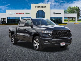 2026 RAM 1500 RAM 1500 EXPRESS CREW CAB 4X2 5'7' BOX
