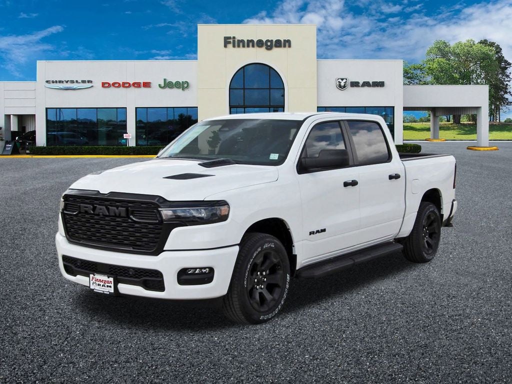 2026 RAM Ram 1500 RAM 1500 EXPRESS CREW CAB 4X4 5'7' BOX