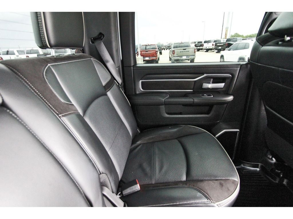 2023 RAM 2500 Laramie Crew Cab 4x4 6'4' Box