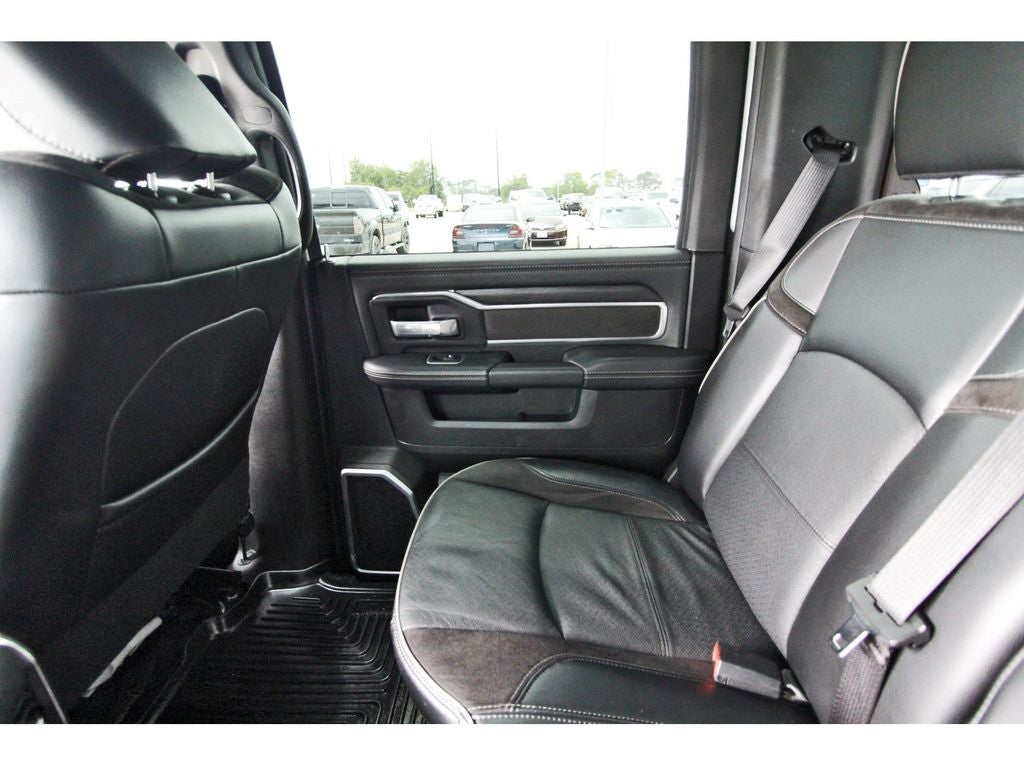 2023 RAM 2500 Laramie Crew Cab 4x4 6'4' Box