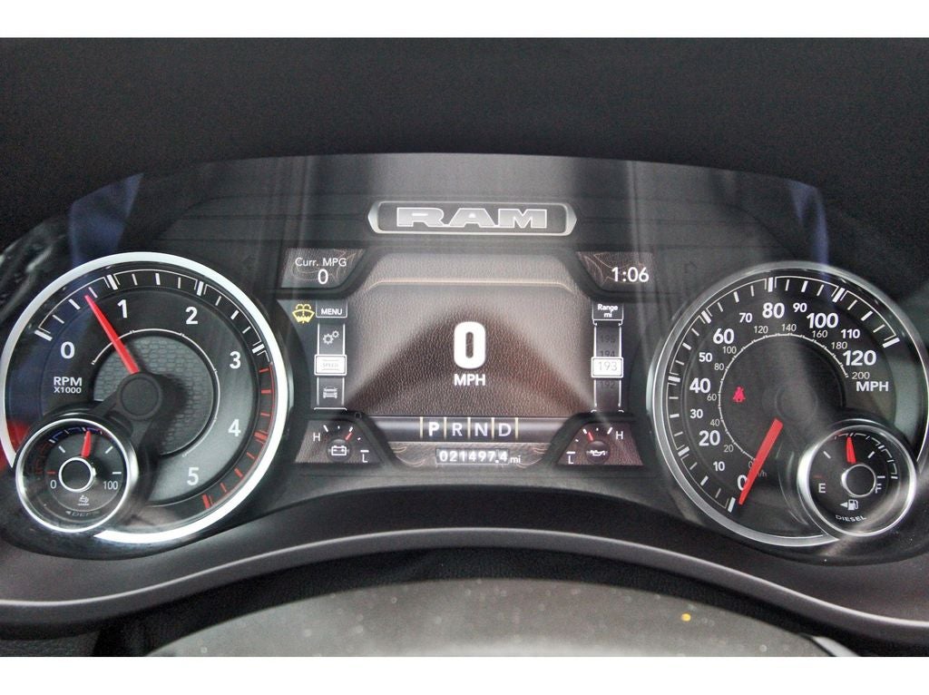 2023 RAM 2500 Laramie Crew Cab 4x4 6'4' Box