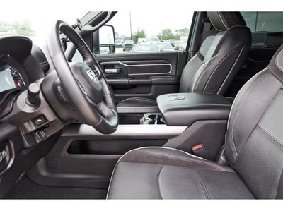 2023 RAM 2500 Laramie Crew Cab 4x4 6'4' Box