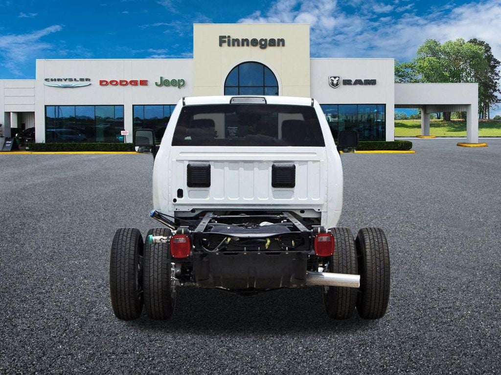 2026 RAM Ram 3500 Chassis Cab RAM 3500 TRADESMAN CHASSIS REGULAR CAB 4X4 60' CA